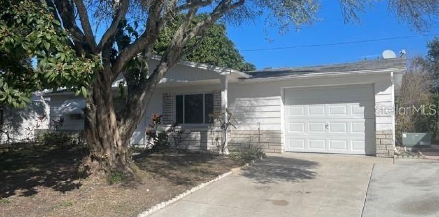 Villa ou maison à New Port Richey, Floride 3 chambres, 75.81 m2 № 2389249