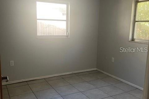 Villa ou maison à louer à New Port Richey, Floride: 3 chambres, 75.81 m2 № 2389249 - photo 8