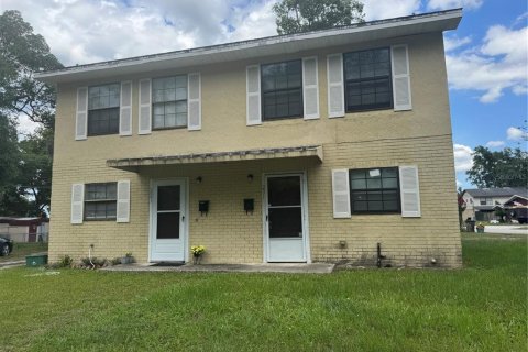 Townhouse in Casselberry, Florida 2 bedrooms, 98.1 sq.m. № 2150516