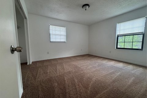 Townhouse in Casselberry, Florida 2 bedrooms, 98.1 sq.m. № 2150516 - photo 11