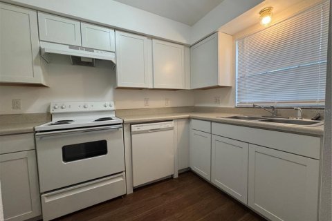 Townhouse in Casselberry, Florida 2 bedrooms, 98.1 sq.m. № 2150516 - photo 6