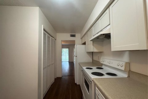 Townhouse in Casselberry, Florida 2 bedrooms, 98.1 sq.m. № 2150516 - photo 7