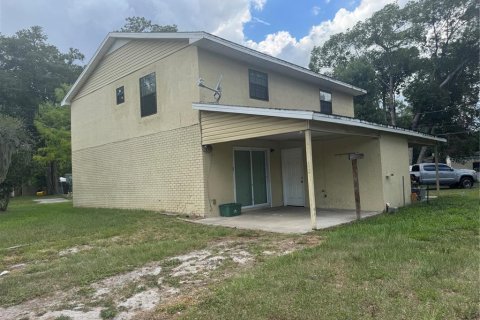 Townhouse in Casselberry, Florida 2 bedrooms, 98.1 sq.m. № 2150516 - photo 2