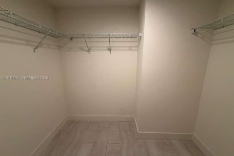 Copropriété à louer à Sunrise, Floride: 2 chambres, 85.47 m2 № 2000964 - photo 17