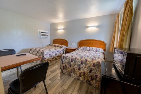 Hotel in Starke, Florida № 1777303 - photo 9