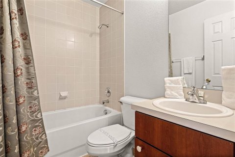 Townhouse in Kissimmee, Florida 3 bedrooms, 135.73 sq.m. № 1593414 - photo 17