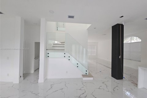Villa ou maison à vendre à Pembroke Pines, Floride: 4 chambres, 235.97 m2 № 1955261 - photo 10