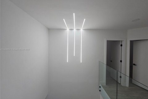 Villa ou maison à vendre à Pembroke Pines, Floride: 4 chambres, 235.97 m2 № 1955261 - photo 13