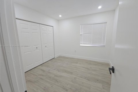 Villa ou maison à vendre à Pembroke Pines, Floride: 4 chambres, 235.97 m2 № 1955261 - photo 26