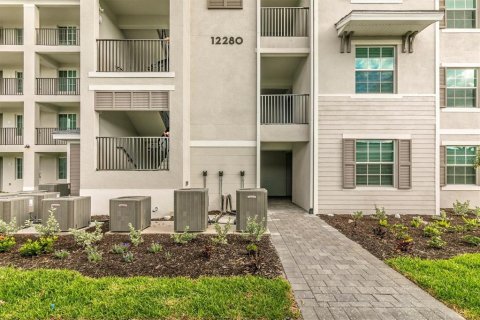 Condo in Venice, Florida, 2 bedrooms in WELLEN PARK  № 1507728 - photo 2