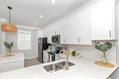 Condo in Venice, Florida, 2 bedrooms in WELLEN PARK  № 1507728 - photo 11