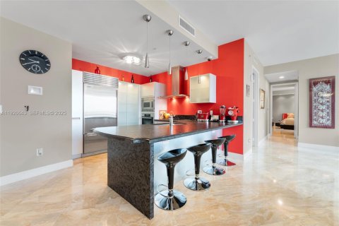 Copropriété à vendre à Sunny Isles Beach, Floride: 2 chambres, 146.51 m2 № 1986596 - photo 7