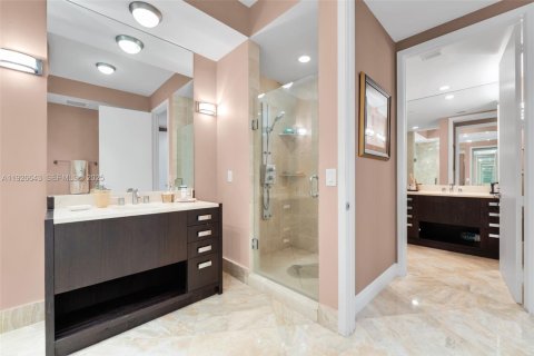 Copropriété à vendre à Sunny Isles Beach, Floride: 2 chambres, 146.51 m2 № 1986596 - photo 20