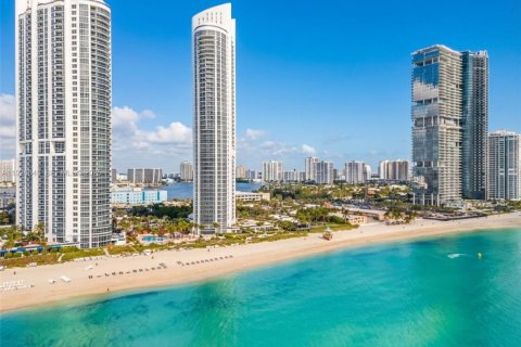 Copropriété à vendre à Sunny Isles Beach, Floride: 2 chambres, 146.51 m2 № 1986596 - photo 29
