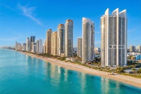 Copropriété à vendre à Sunny Isles Beach, Floride: 2 chambres, 146.51 m2 № 1986596 - photo 30