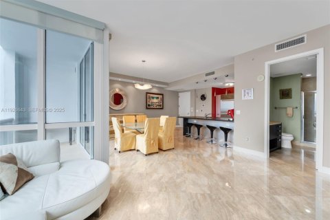 Copropriété à vendre à Sunny Isles Beach, Floride: 2 chambres, 146.51 m2 № 1986596 - photo 9