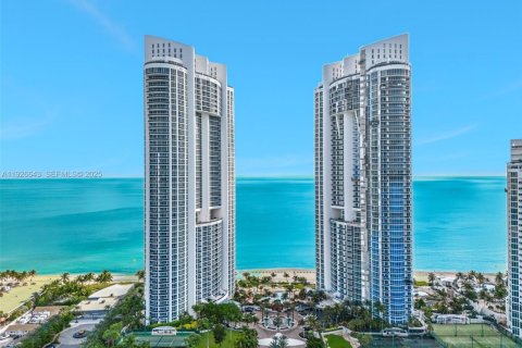 Copropriété à vendre à Sunny Isles Beach, Floride: 2 chambres, 146.51 m2 № 1986596 - photo 27