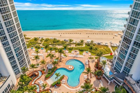 Copropriété à vendre à Sunny Isles Beach, Floride: 2 chambres, 146.51 m2 № 1986596 - photo 25