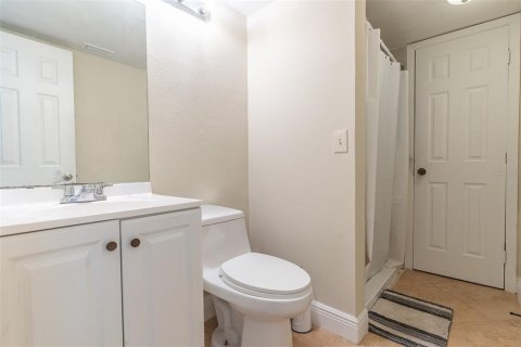 Villa ou maison à vendre à Brandon, Floride: 4 chambres, 182.92 m2 № 2396101 - photo 12