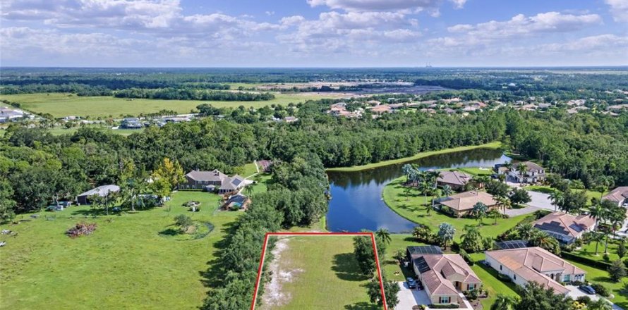 Land in Bradenton, Florida № 1870694