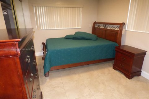 Снять в аренду квартиру в Майами, Флорида № 1945268 - фото 5