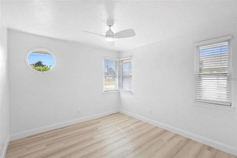 Villa ou maison à louer à Daytona Beach, Floride: 2 chambres, 79.06 m2 № 2403520 - photo 15