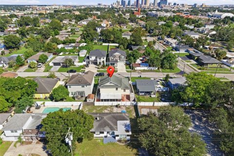 Villa ou maison à louer à Tampa, Floride: 4 chambres, 171.22 m2 № 2415194 - photo 29