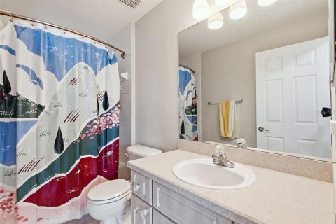 Villa ou maison à louer à Tampa, Floride: 4 chambres, 171.22 m2 № 2415194 - photo 15