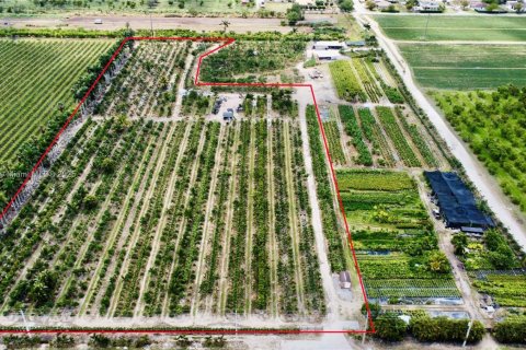 Propiedad comercial en venta en Homestead, Florida № 1958881 - foto 6