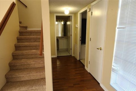 Villa ou maison à louer à Kissimmee, Floride: 4 chambres, 154.59 m2 № 2150571 - photo 6