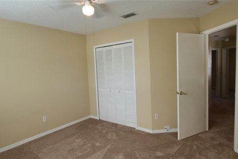 Villa ou maison à louer à Kissimmee, Floride: 4 chambres, 154.59 m2 № 2150571 - photo 12