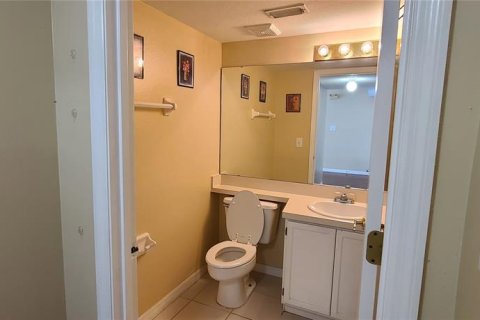 Villa ou maison à louer à Kissimmee, Floride: 4 chambres, 154.59 m2 № 2150571 - photo 20