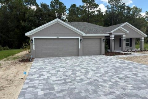 House in Dunnellon, Florida 4 bedrooms, 210.42 sq.m. № 2229890