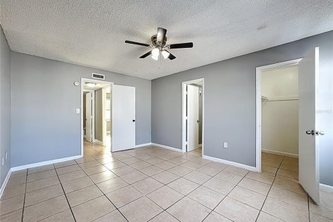 Condominio en alquiler en Orlando, Florida, 2 dormitorios, 92.16 m2 № 2150928 - foto 25