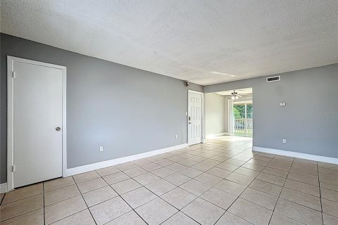 Condominio en alquiler en Orlando, Florida, 2 dormitorios, 92.16 m2 № 2150928 - foto 8