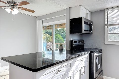 Condominio en alquiler en Orlando, Florida, 2 dormitorios, 92.16 m2 № 2150928 - foto 17