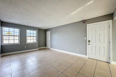 Condominio en alquiler en Orlando, Florida, 2 dormitorios, 92.16 m2 № 2150928 - foto 7