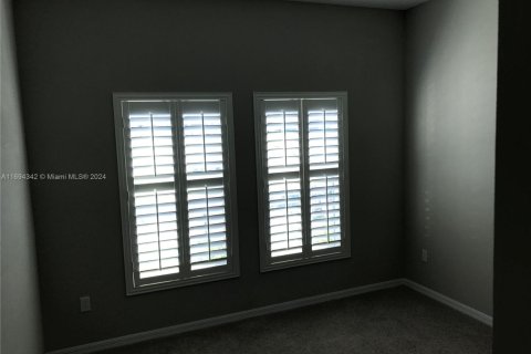 House in Kissimmee, Florida 3 bedrooms, 148.64 sq.m. № 1763642 - photo 10