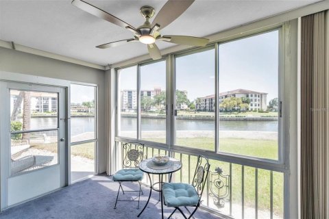 Copropriété à louer à Clearwater, Floride: 2 chambres, 98.48 m2 № 1669868 - photo 12