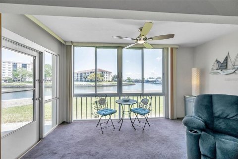 Copropriété à louer à Clearwater, Floride: 2 chambres, 98.48 m2 № 1669868 - photo 10