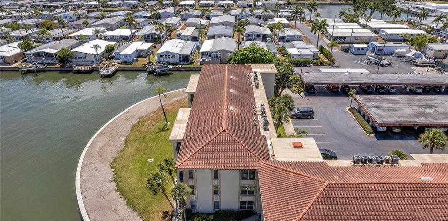 Condo à Clearwater, Floride, 2 chambres № 1669868