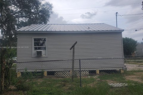 House in Sebring, Florida 2 bedrooms № 1944975 - photo 15