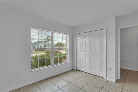 House in Winter Haven, Florida 3 bedrooms, 115.38 sq.m. № 1914915 - photo 8