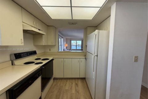 Apartamento en alquiler en Cape Coral, Florida, 2 dormitorios № 2075717 - foto 10