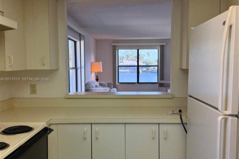Apartamento en alquiler en Cape Coral, Florida, 2 dormitorios № 2075717 - foto 11