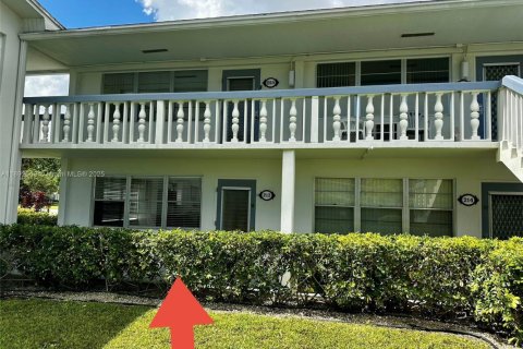 Condo in Deerfield Beach, Florida, 1 bedroom  № 1944159 - photo 23