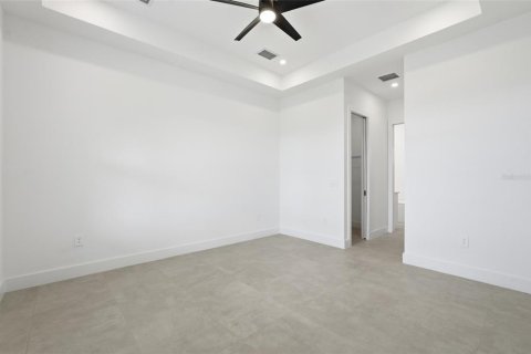 Villa ou maison à vendre à Cape Coral, Floride: 3 chambres, 168.15 m2 № 2398618 - photo 20