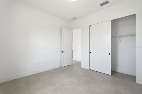 Villa ou maison à vendre à Cape Coral, Floride: 3 chambres, 168.15 m2 № 2398618 - photo 27
