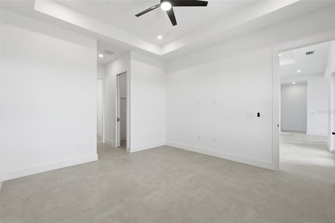 Villa ou maison à vendre à Cape Coral, Floride: 3 chambres, 168.15 m2 № 2398618 - photo 21
