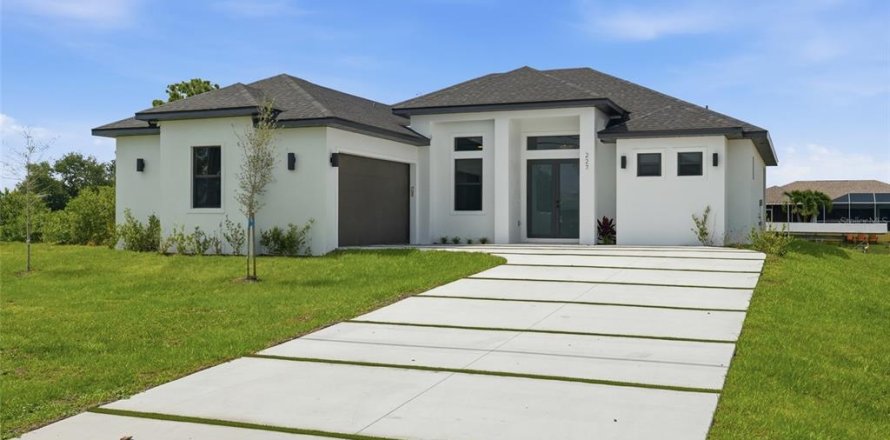 Villa ou maison à Cape Coral, Floride 3 chambres, 168.15 m2 № 2398618